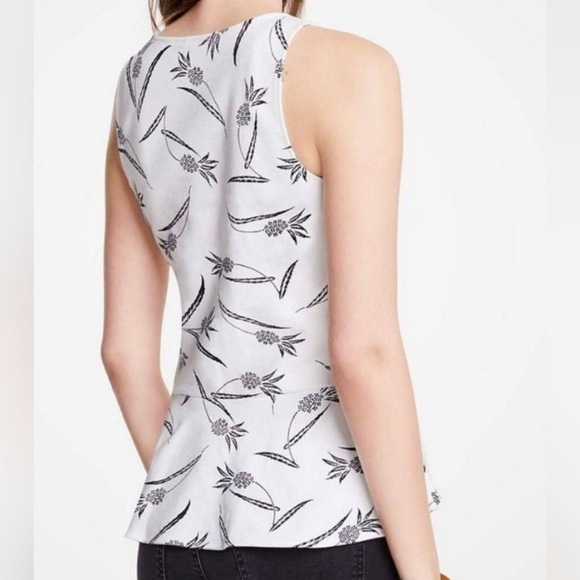 Ann Taylor Black and White Pineapple Tank Top - Picture 2 of 8